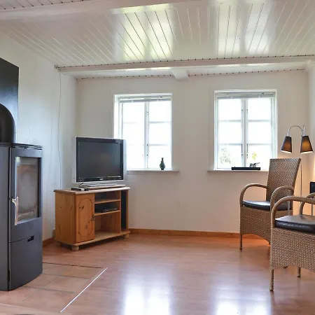 Three-bedroom Holiday In Hyllinge בית נופש Kirke-Hyllinge