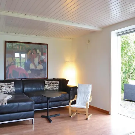 Three-bedroom Holiday In Hyllinge Kirke-Hyllinge